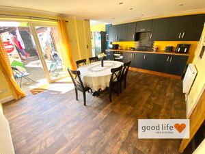 Photo 4- click for photo gallery